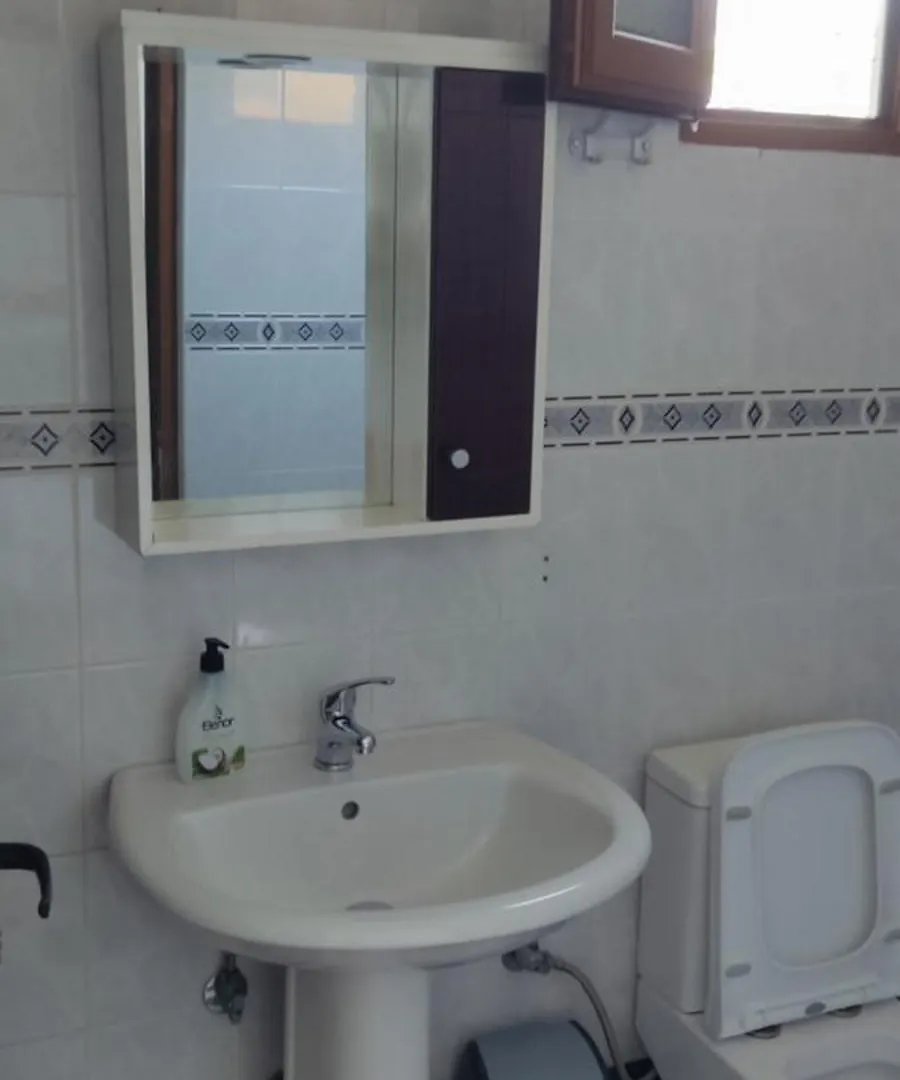 Apartment Artan Skenderaj Ksamil 0*,  Albânia
