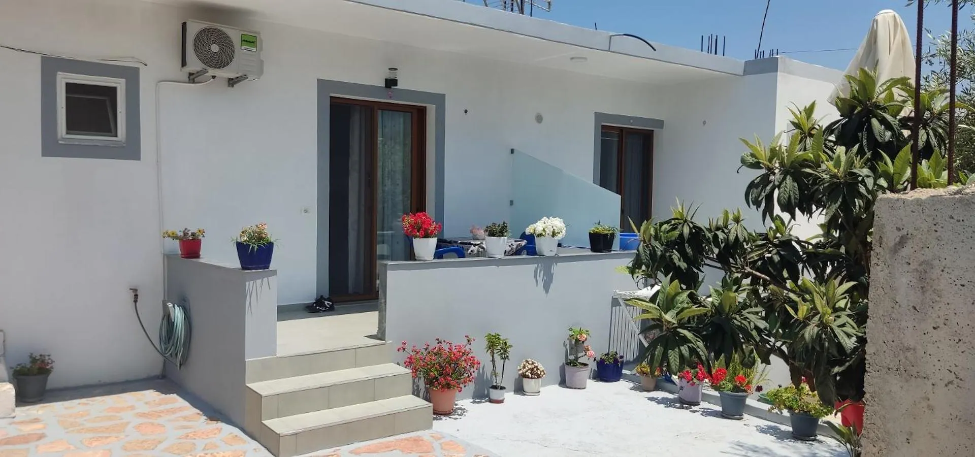 Apartment Artan Skenderaj Ksamil