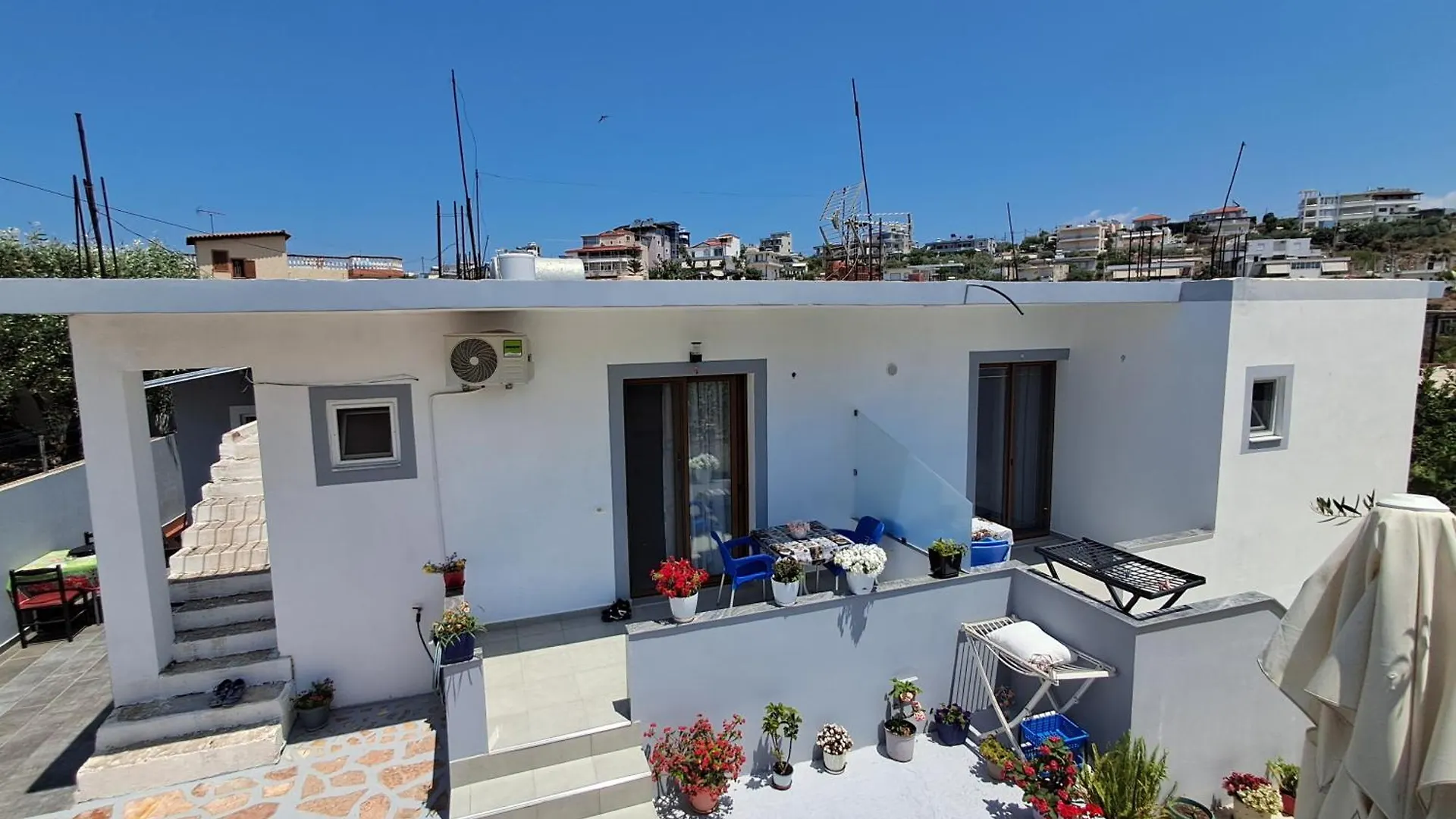 Apartment Artan Skenderaj Ksamil